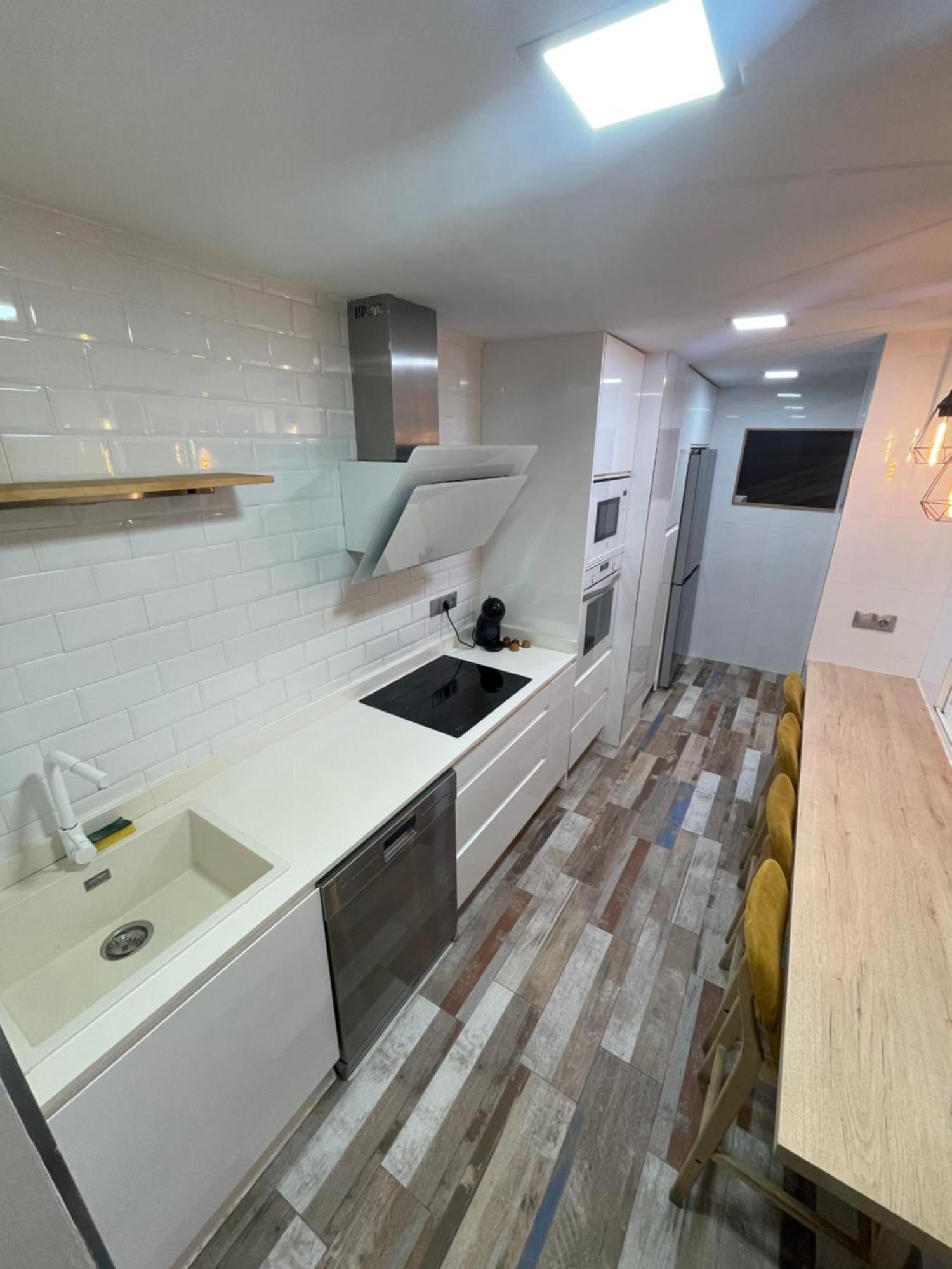Infinity Apartment อาลิกันเต ภายนอก รูปภาพ